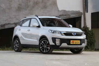 2016款昌河Q35 1.5L手动精英炫智版