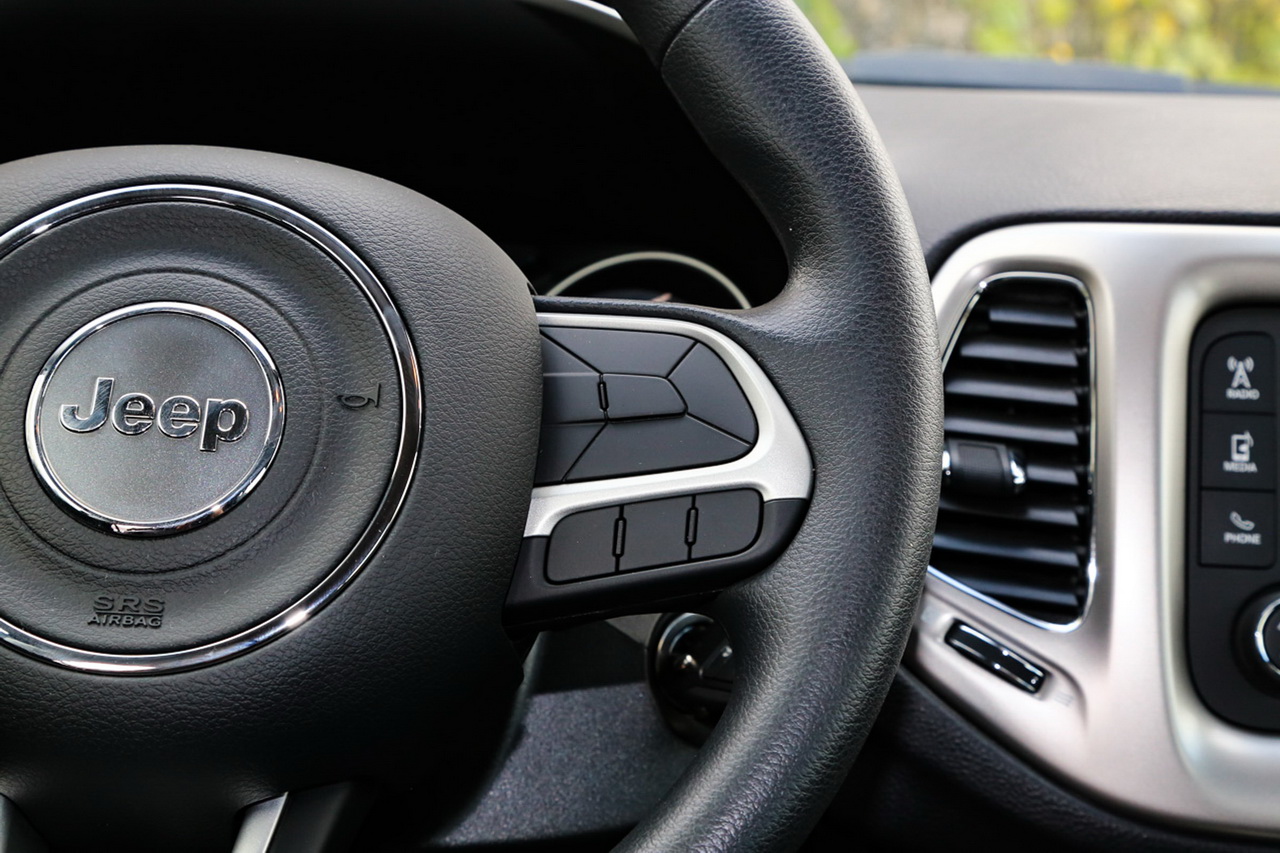 2017款指南者1.4T自动 200T舒享版