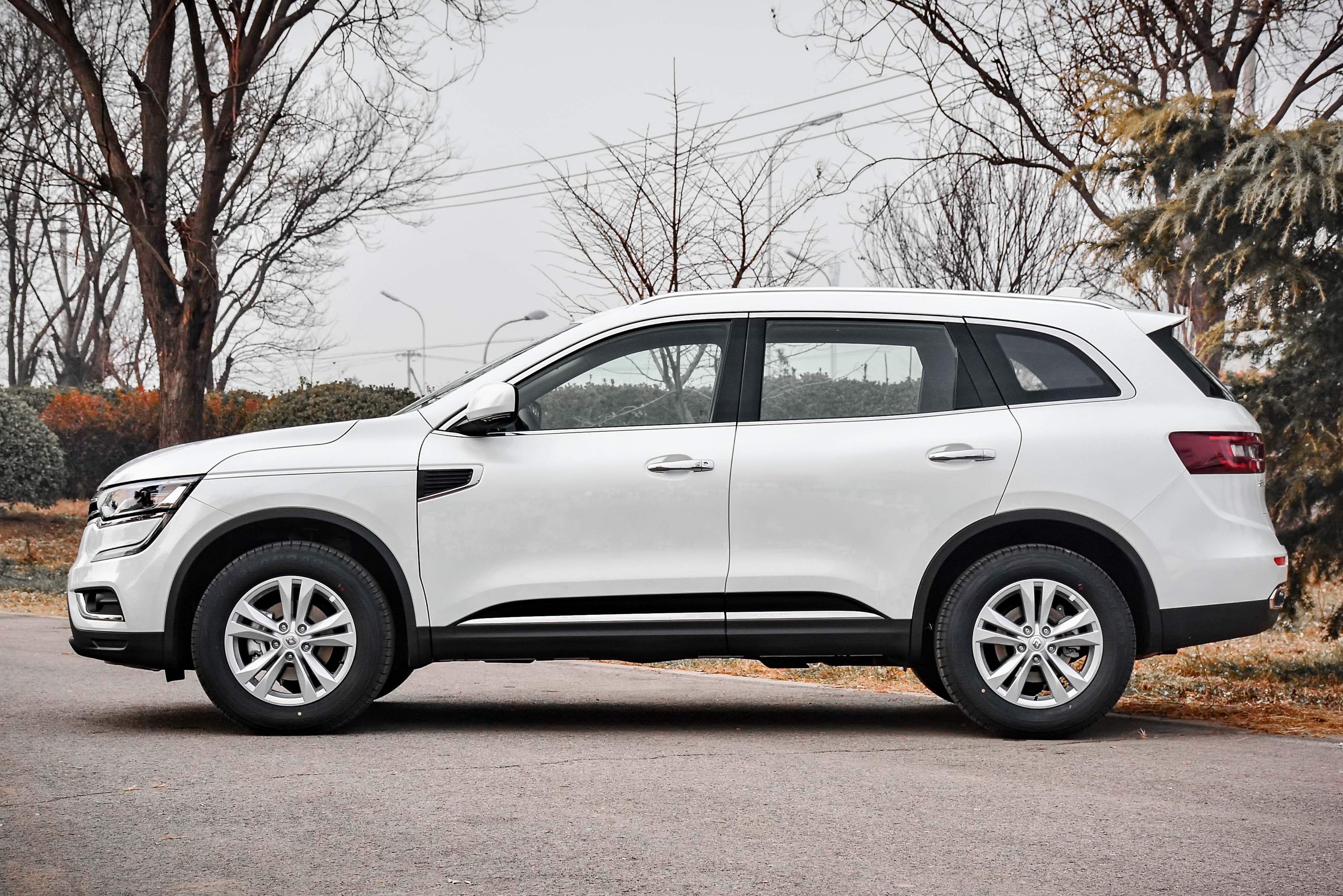 图集|新款雷诺科雷傲 配置上有所升级