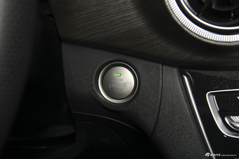 2018款北汽绅宝D50 1.5L CVT尊贵智联版