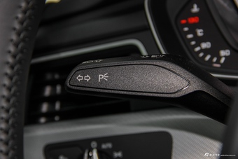 2017款奥迪A4 allroad 2.0T自动 45TFSI quattro运动型