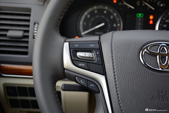 2017款兰德酷路泽4.0L自动GX-R中东版7座