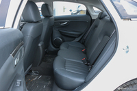 2016款奔腾B50 1.6L手动豪华型