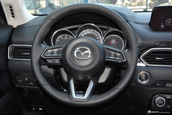 2017款马自达CX-5 2.5L自动四驱智尊型