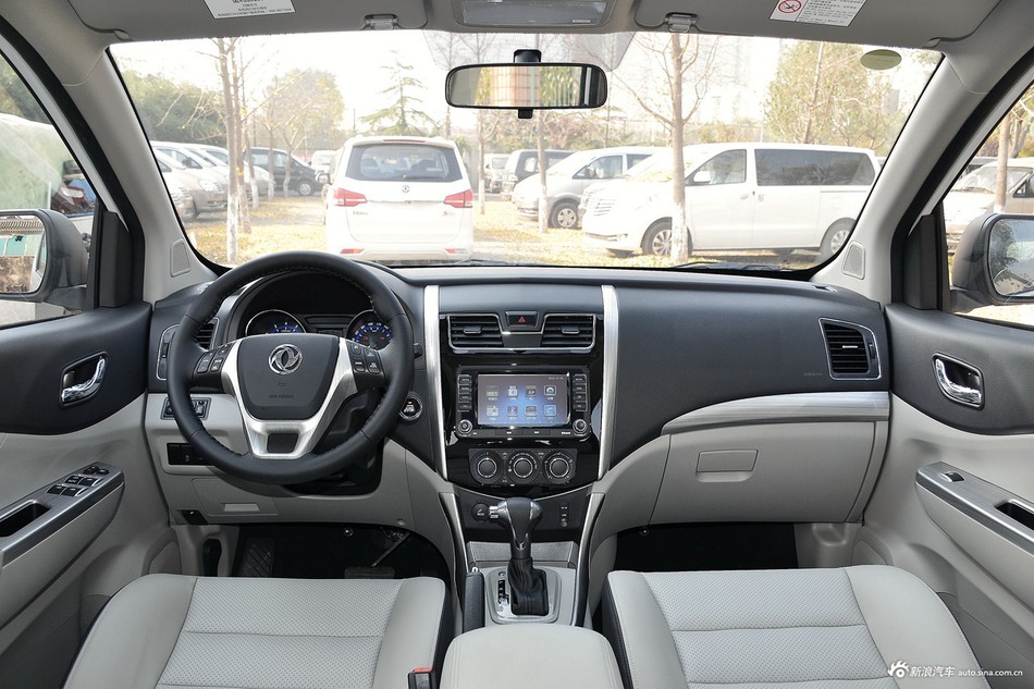 2016款风行S500 1.6L自动尊贵型