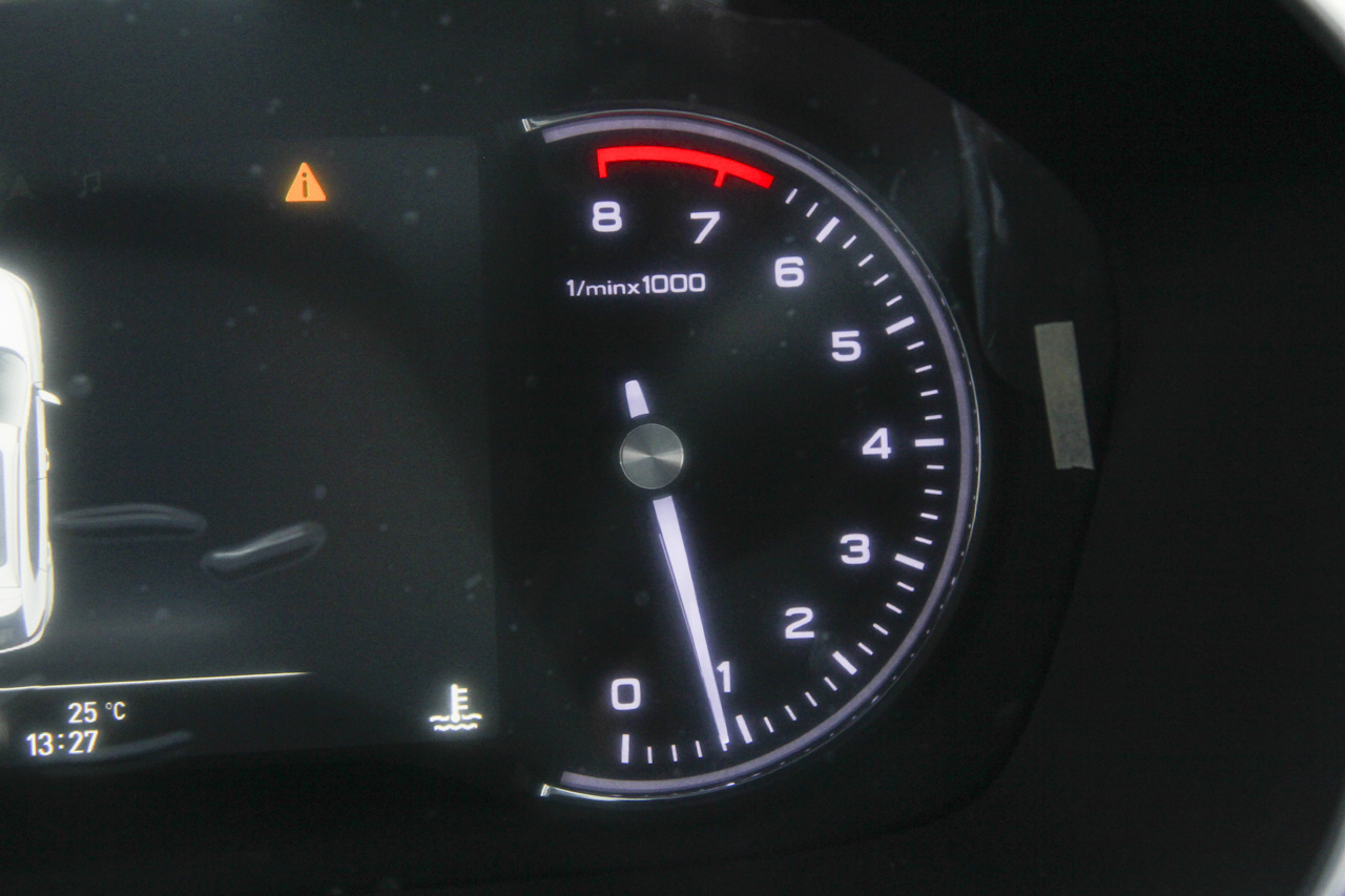 2016款荣威RX5 30T自动四驱互联网智尊版