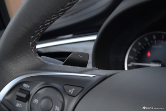 2017款GL8 2.0T自动尊享型