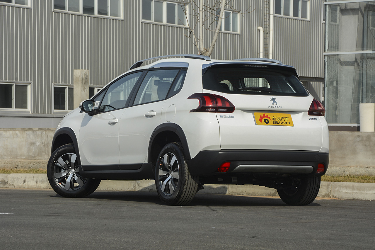 2018款标致2008 1.6L自动潮流版