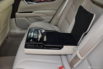 2017款XTS 2.0T自动28T精英型