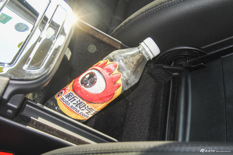 2015款捷豹XJL 3.0L自动SC两驱尊享商务版