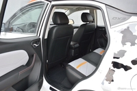 2018款东南DX3 1.5L手动户外版尊贵型