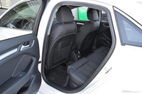 2018款奥迪A3 30周年型2.0T自动Limousine 40 TFSI运动型