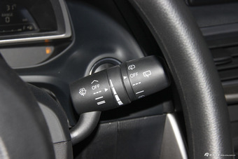 2016款马自达CX-4 2.0L自动两驱蓝天活力版