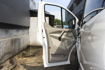 2016款途睿欧2.0T手动精英版