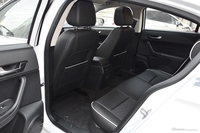 2017款观致3三厢1.6L自动致悦型