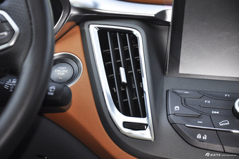 2015款DX7 2.0T手动运动豪华型