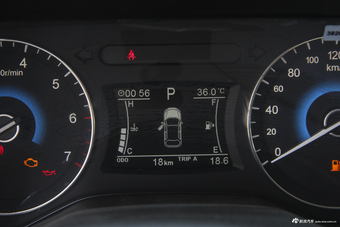 2017款风光580 1.5T自动智联版