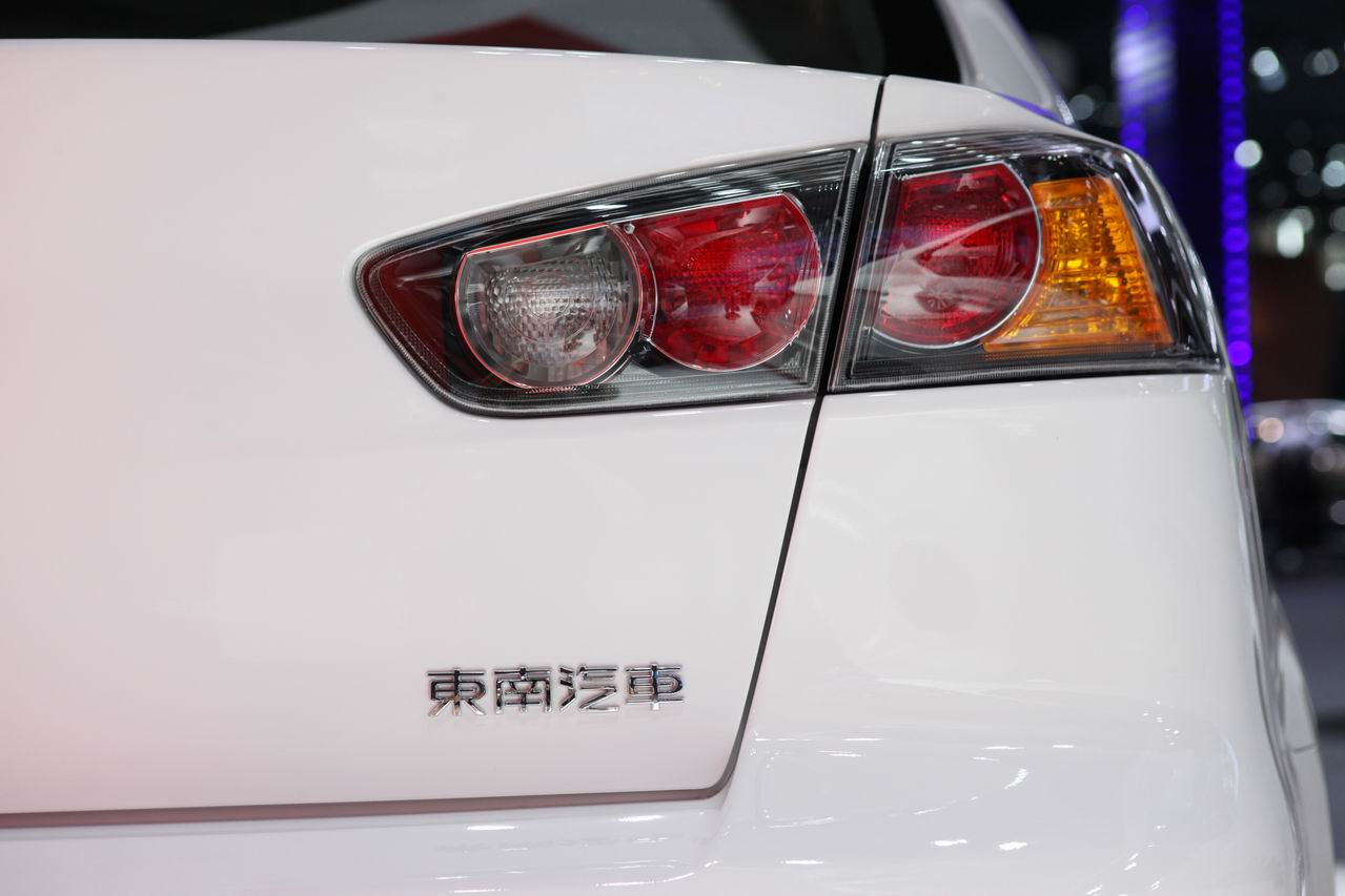 东南三菱新翼神