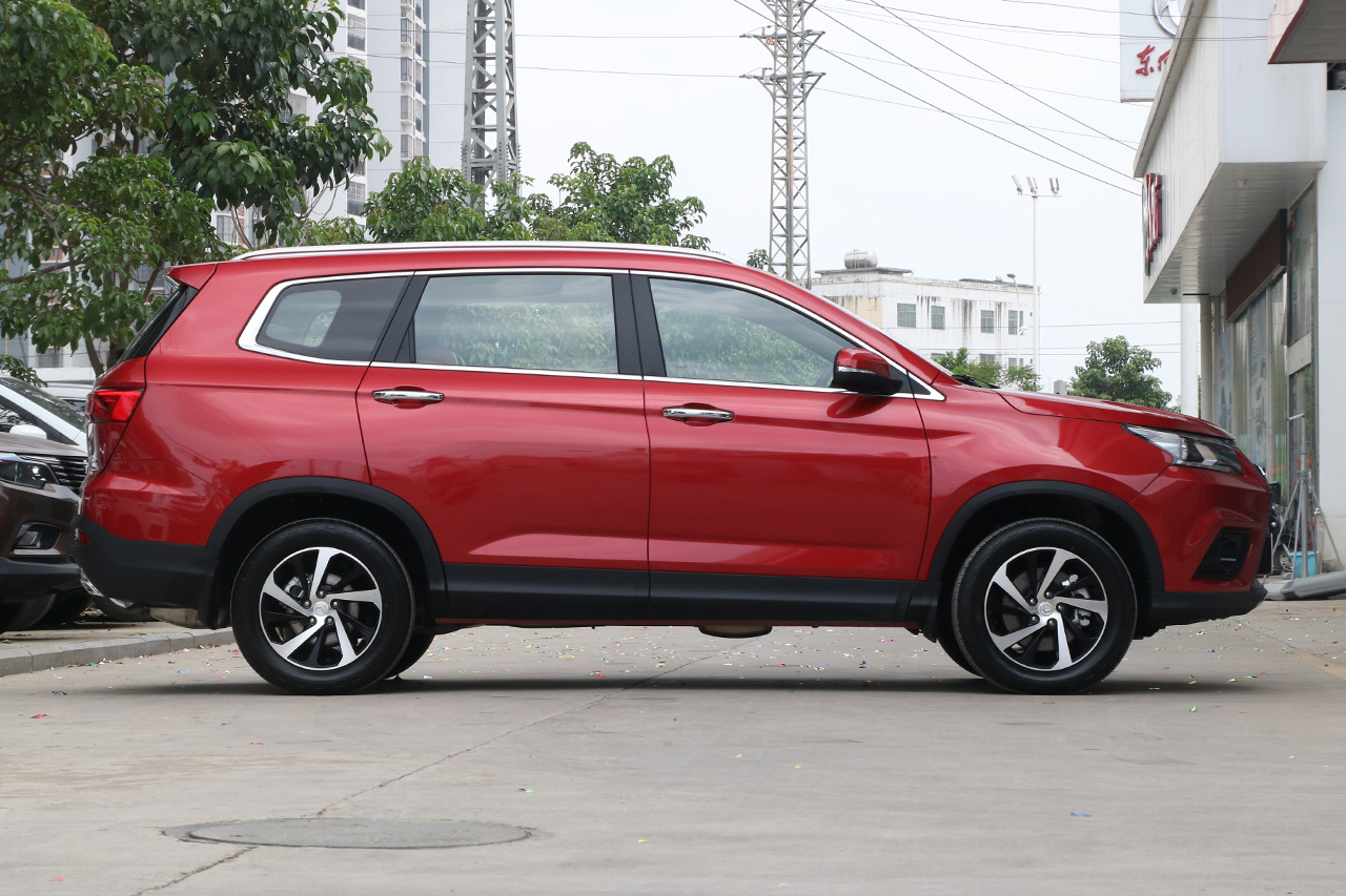 2018款北汽幻速S7 1.5T 手动豪华型