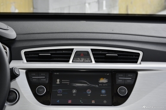2018款吉利博越2.0L手动智雅型
