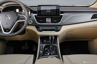 2017款宝骏730 1.8L iAMT豪华型7座