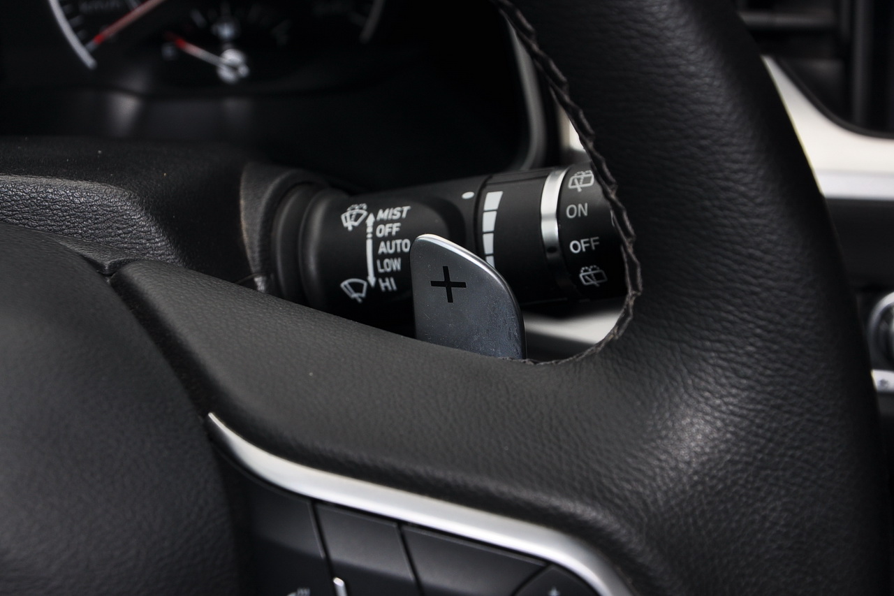 2017款哈弗H6 换代2.0T自动两驱智尚型红标