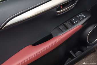 2015款雷克萨斯NX 2.5L自动300h前驱锋尚版