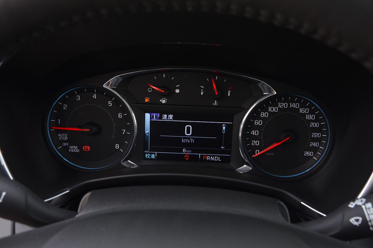 2017款探界者2.0T自动四驱拓界版550T