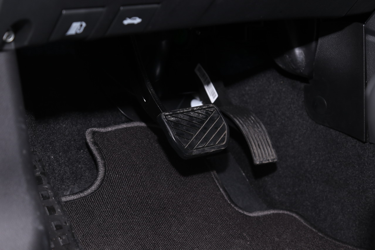 2018款吉利帝豪1.5L自动尊贵型