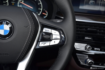 2019款宝马5系2.0T自动525Li 豪华套装