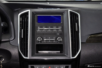 2017款众泰Z360 1.5L手动豪华型