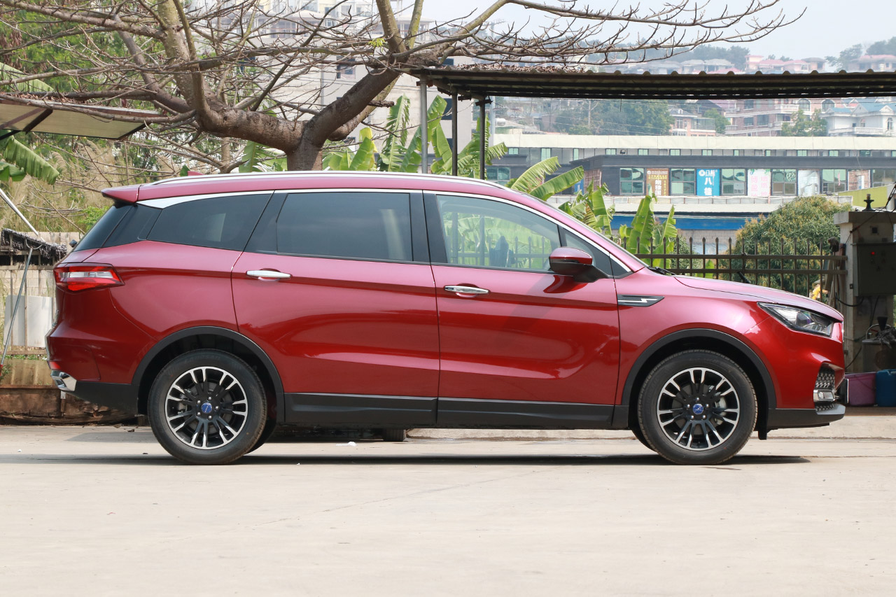 2018款君马S70 1.5T手动舒适型