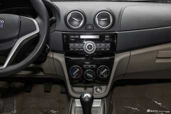 2015款悦翔V3 1.4L手动温馨型