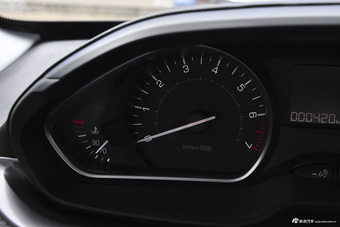 2016款标致2008 1.2THP 自动时尚版