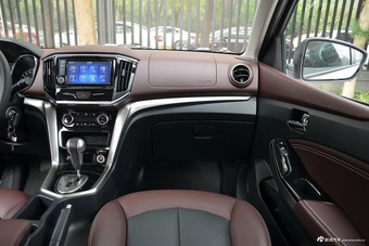 2016款启辰T70X 2.0L自动睿享运动版