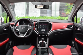 2017款中华V3 1.5L手动智能型图片