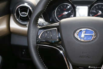 2016款昌河Q35 1.5L手动精英炫智版