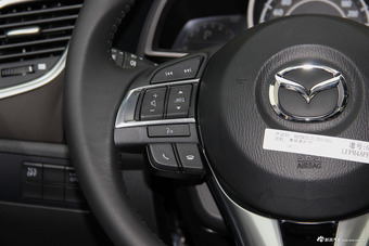 2016款马自达CX-4 2.0L自动两驱蓝天品位版