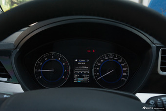 2018款海马S5青春版 1.6L自动旗舰定制版