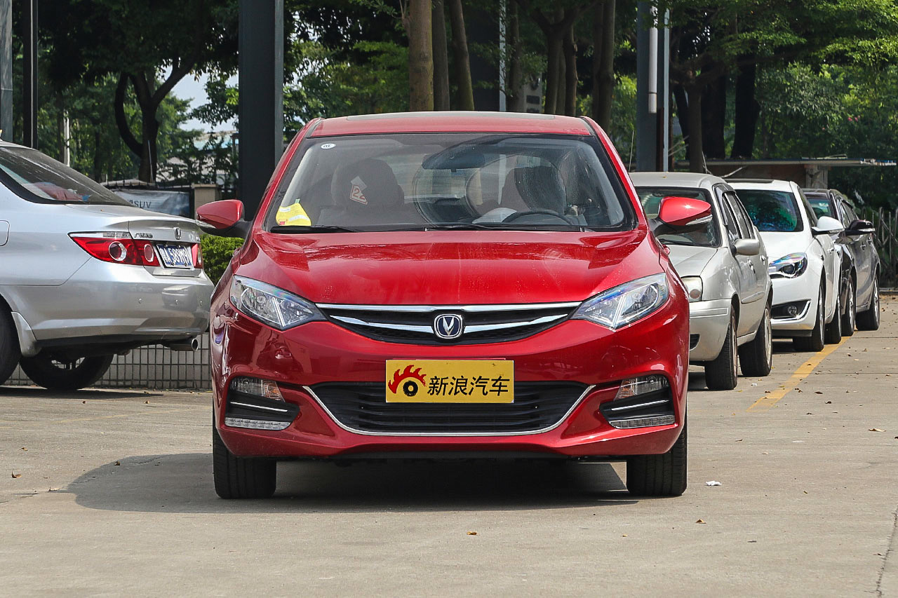 2016款逸动XT 1.6L手动俊酷型