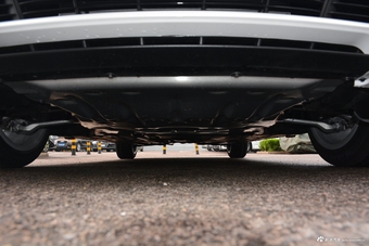 2018款宝马3系2.0T自动320Li 时尚型