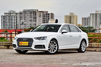 2018款奥迪A4L 2.0T自动30周年年型40 TFSI时尚型