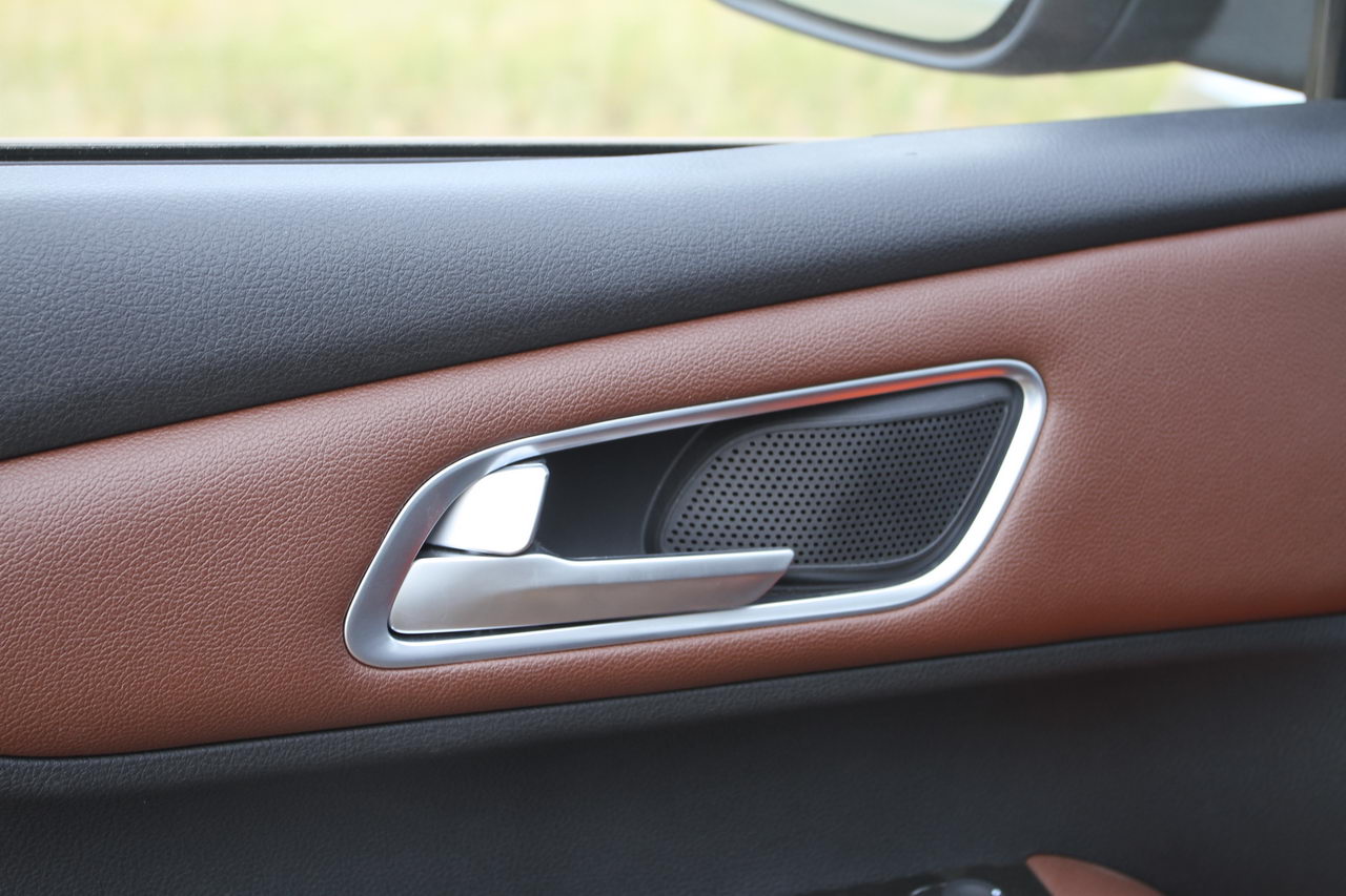 2016款斯威X7 1.8L手动尊贵型