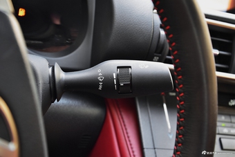 2016款雷克萨斯RC 2.0T自动200t F SPORT版