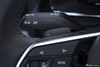 2017款奥迪R8 5.2L自动V10 Coupe