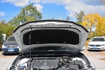 2018款马自达CX-4 2.0L手动两驱蓝天活力版