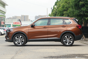 2018款中华V7 1.6T自动豪华型5座280T