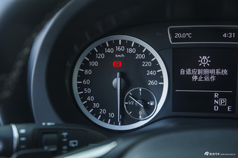 2017款英菲尼迪QX30 2.0T自动四驱极限版