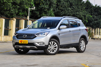 2016款东风风神AX7 2.0L自动智逸型