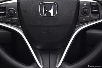 2017款本田UR-V 1.5L 240TURBO自动两驱豪华版